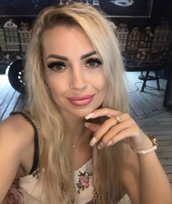 Оксана, 36 лет, 1 размер груди